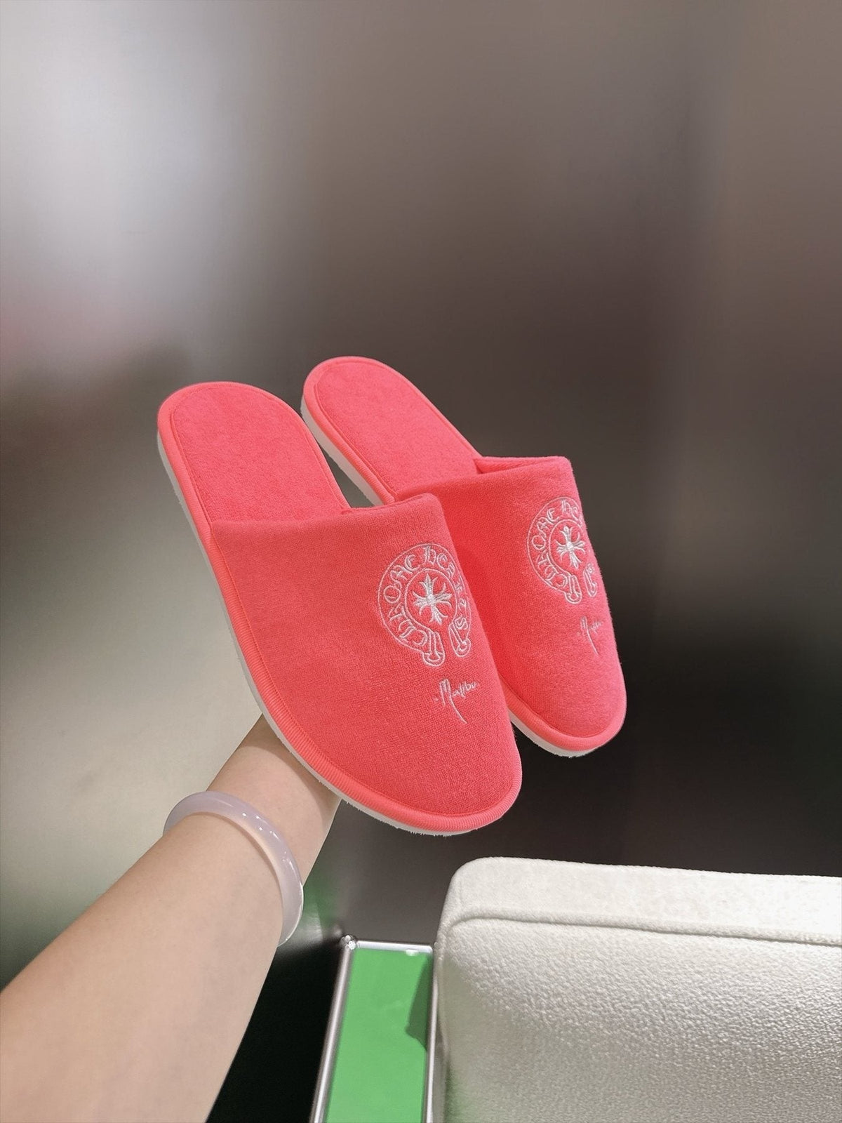 Comehearts Embroidered Open-Back Slippers